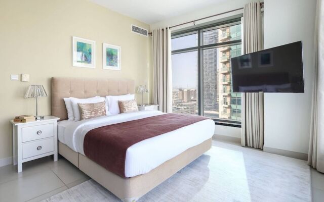 Phenomenal Burj Khalifa Views in This Lovely 2br!