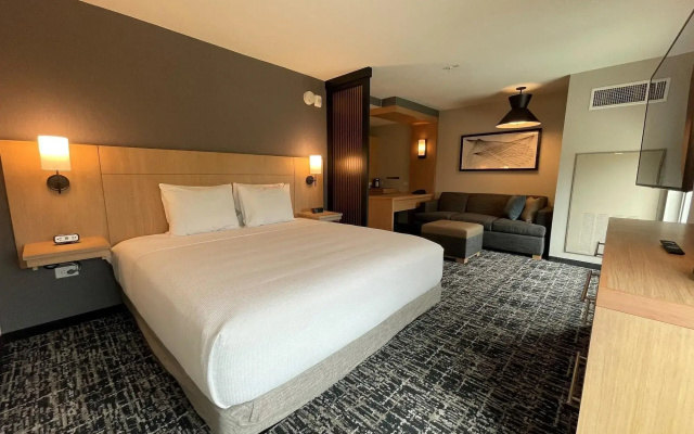 Hyatt Place Austin / Lake Travis / Four Points