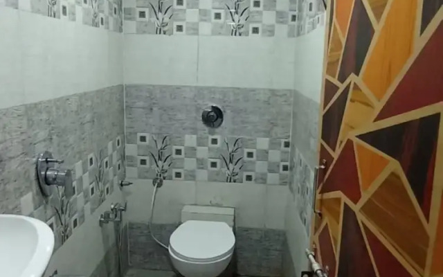 Goroomgo Sanskar Villa Ahmedabad