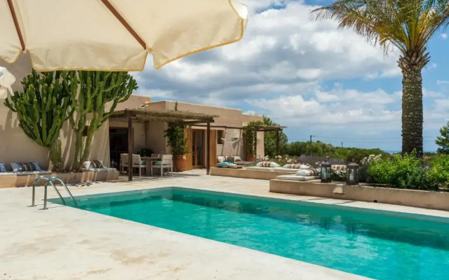 Thesuites Formentera Can Eu La Mola