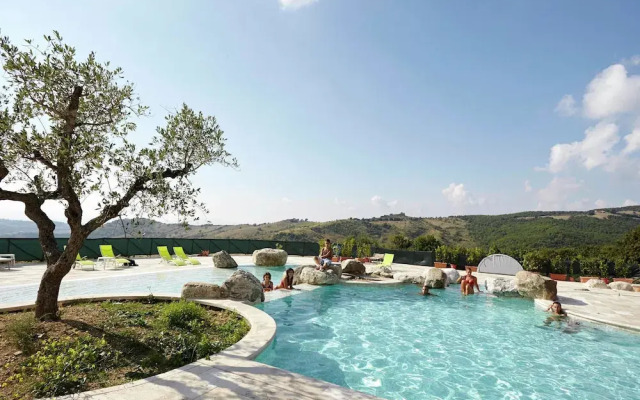 Quaint Holiday Home in Arcidosso With Swimming Pool