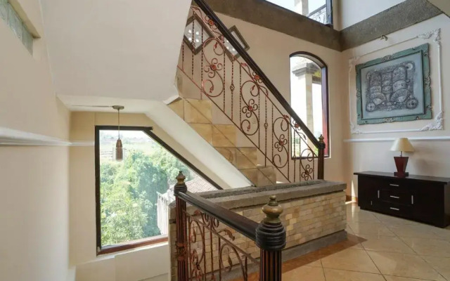 OYO 2321 Griya Shanti Homestay