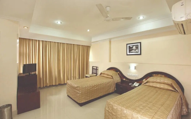 Hotel Indraprastha Kayamkulam
