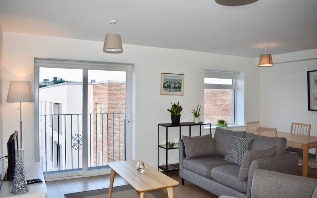 Fantastic 2 Bedroom 1 Bathroom Apartment in Central Dublin