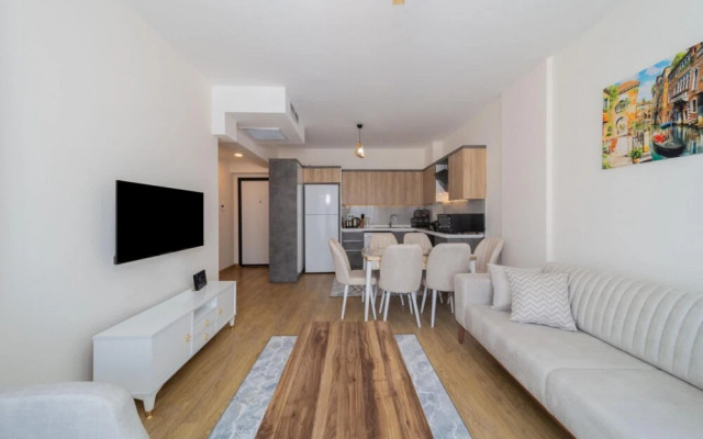 Remarkable Flat With Shared Pool in Kepez