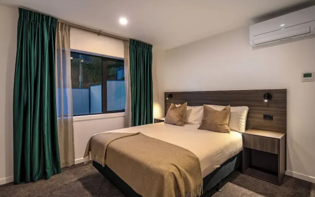 Luxe Suites and Apartments