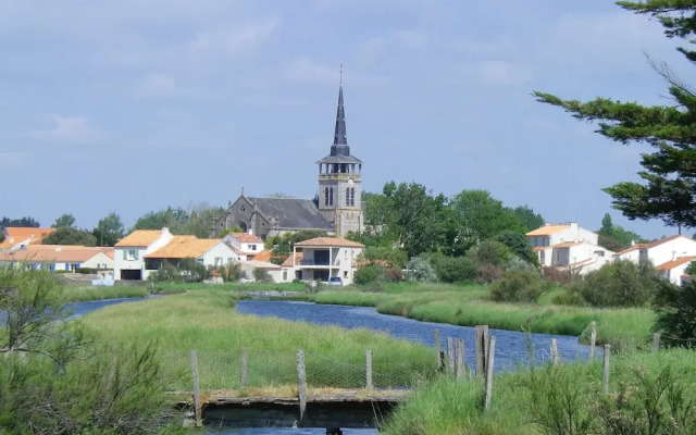 Eglantine et Chèvrefeuille