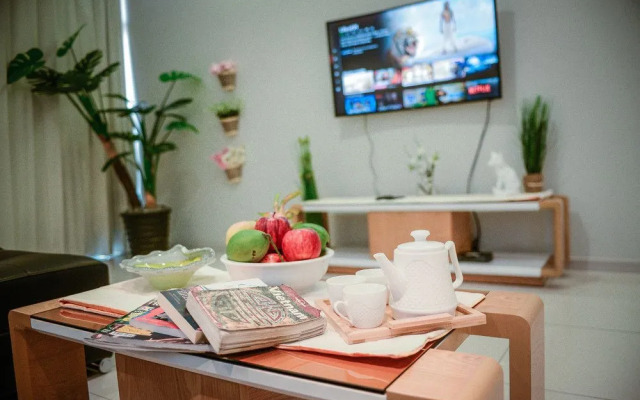 Saigon City View Apartment & Pool