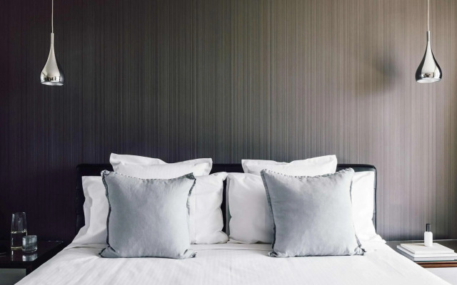 Quay West Suites Melbourne