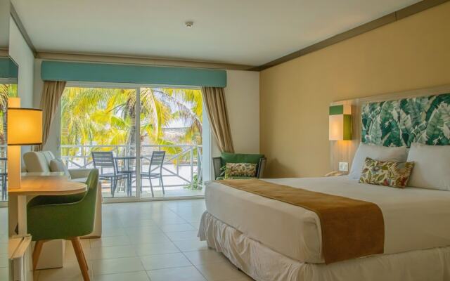 Playa Blanca Hotel & Resort All Inclusive