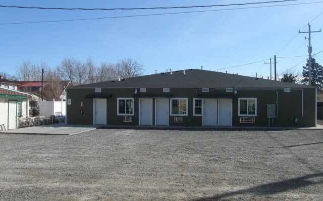 Western Motel Lovell