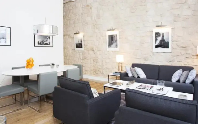 Luxury 2 Bedrooms Le Marais I by Livinparis