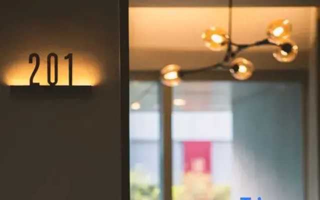 WuYu Hotel (Chongqing Yangjiaping Vientiane City)