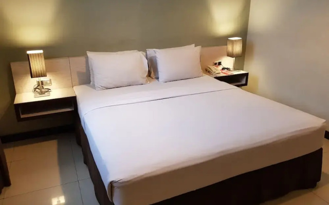 N3 Hotel Zainul Arifin