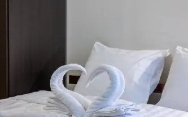 Dream Stay - Town Hall Square Apartments