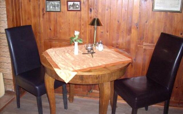 Pension & Restaurant "Alte Schule"