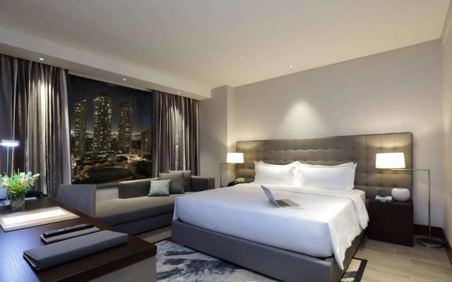 Makati Diamond Residences