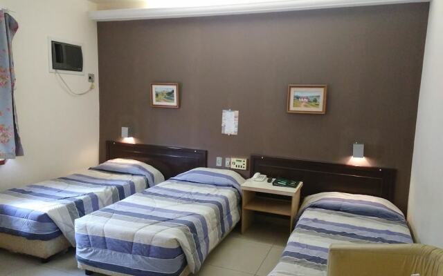 Casa Amarela Executive Hotel