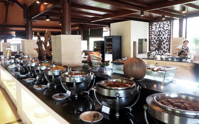 Grand Balisani Suites Hotel