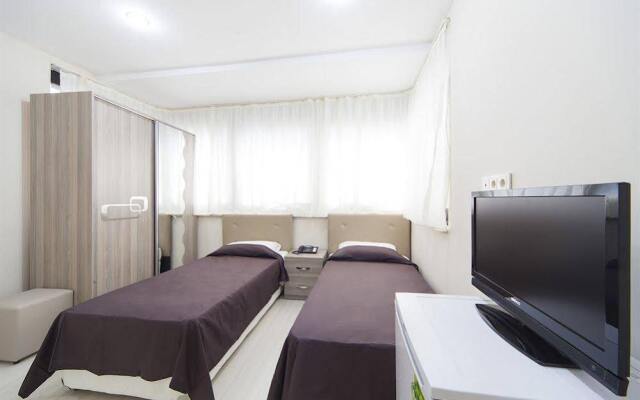 Nil Luxury Academic Apart