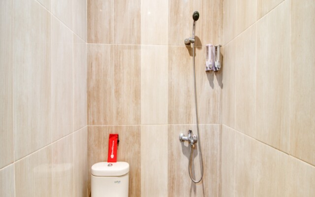 RedDoorz Plus near Lempuyangan Station 4