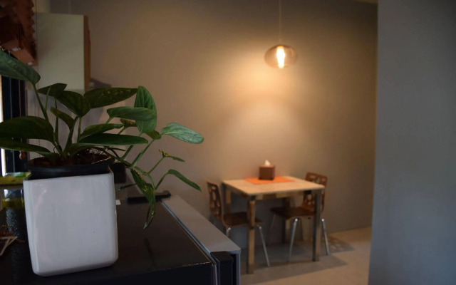 Baan Rawee Apartments