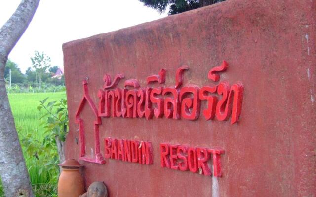 Ban Din Resort Chiang Rai