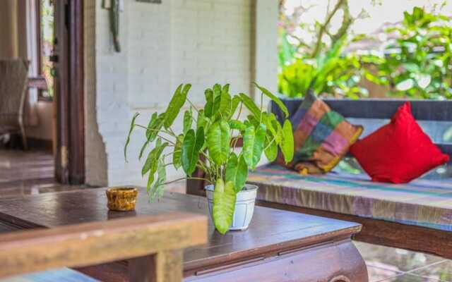 Sari Bamboo Bungalows