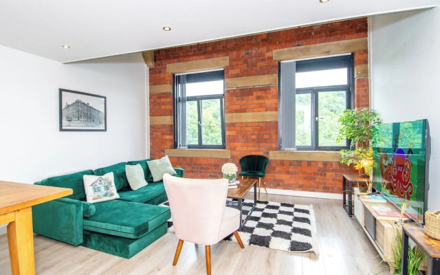 Apartment - Sleeps 4 - Parking - Workspace