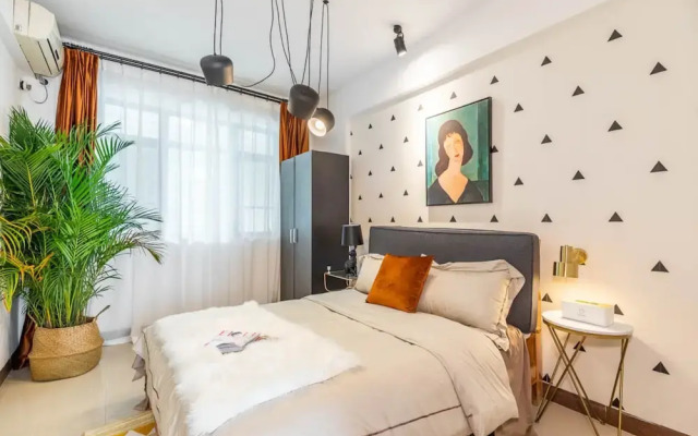 Locals Boutique Apartment Huafa Plaza 29
