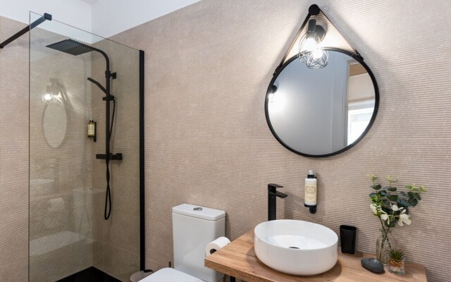 Feel Discovery Homes in Douro