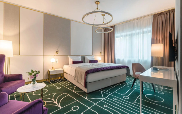 Hotel Ferreus Modern Art Deco