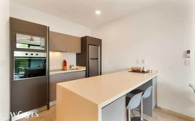 Luminous 1 Br. Steps Away From the Beach