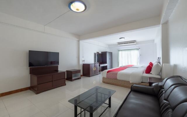 OYO 1123 The One Health Care and Apartment