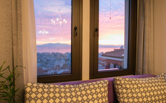 Stunning city view apt & parking space at Old town