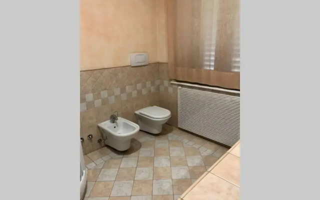 Bella casa vicino alla grotta giusti.