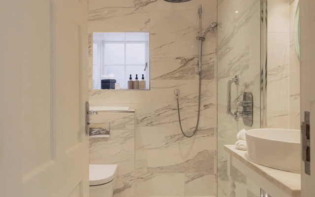 No.15 by GuestHouse, Bath