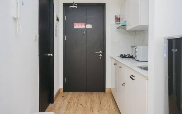 Fancy And Nice Studio Room At Casa De Parco Apartment