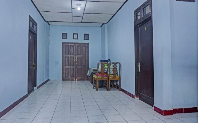 OYO 92997 Villa Hj Karnadi
