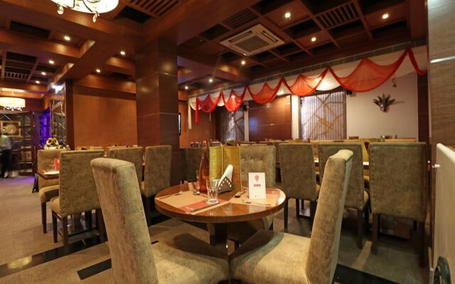 Capital O 3194 Hotel Dayal International