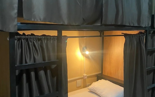 Meraki Hostel