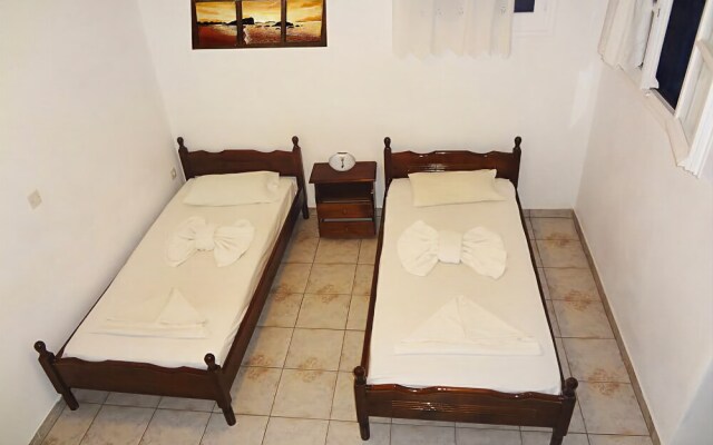 Haroula Apartments