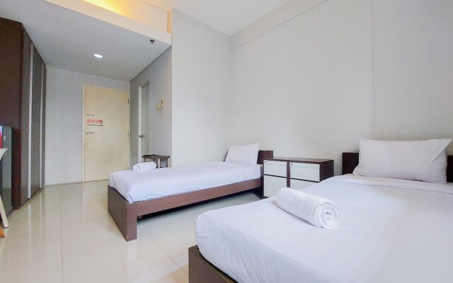 Warm And Cozy Studio (No Kitchen) At Kubikahomy Apartment