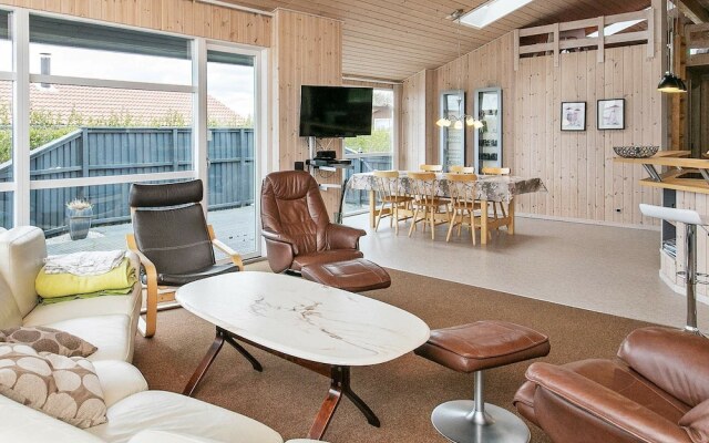 Peaceful Holiday Home in Vinderup With Large Terrace