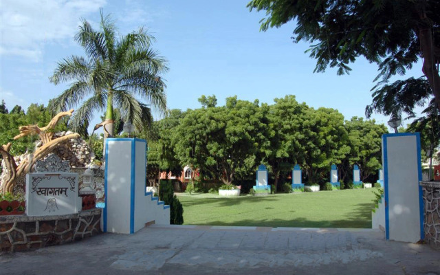 Oriental Palace Resort