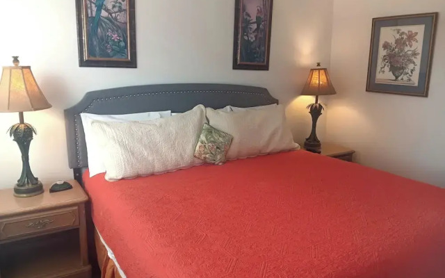 The Cozy Inn