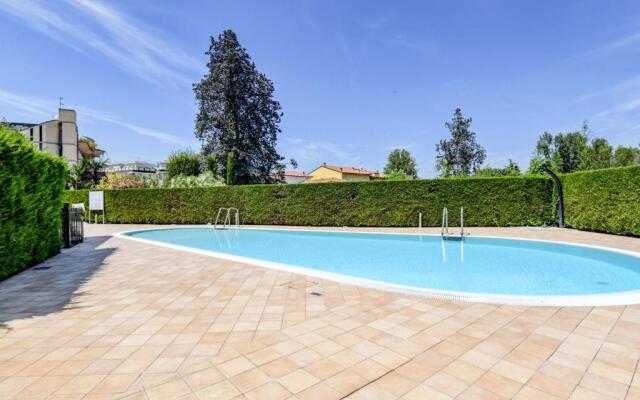 Rosa del Lago Apartment