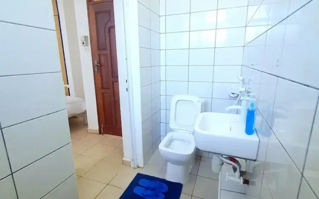 Lux Suites Bamburi View Apartments