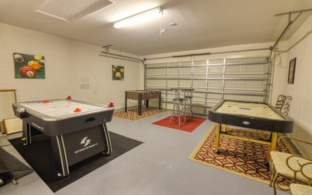 Robert's Solana Resort Vacation Home 4 Bedroom Home by Redawning