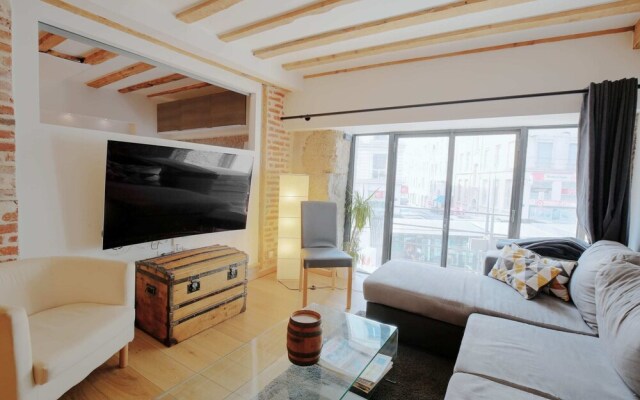 Spacious Apartment for 4 People Lyon